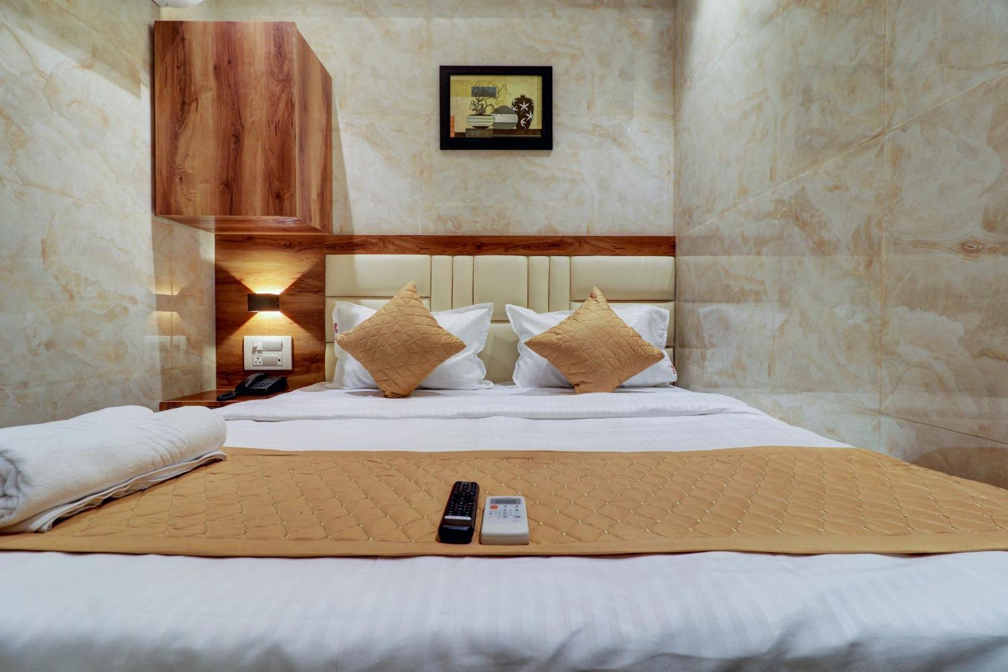 Hotel Omega 孟买 外观 照片